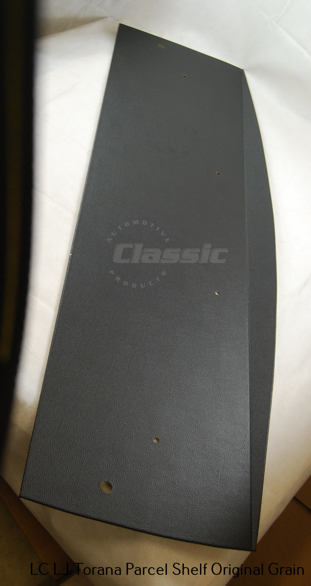 HOLDEN LC LJ TORANA  PARCEL SHELF ORIGINAL GRAIN BLACK VINYL & 4 Black Trim Buttons